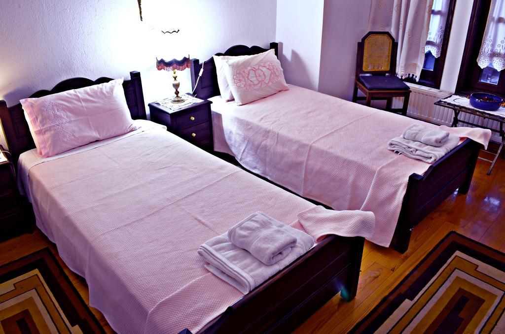 Archontariki Guesthouse Polygyros Номер фото